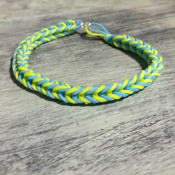 Handmade Loom Bracelet - Picture 1 of 1